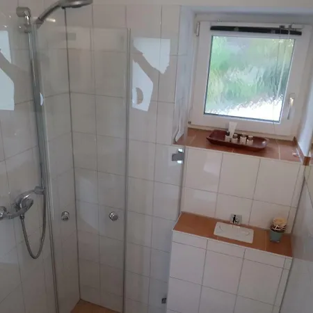 Business - Sonnig, Zentral & Ruhig *