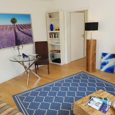 Business - Sonnig, Zentral & Ruhig Apartment